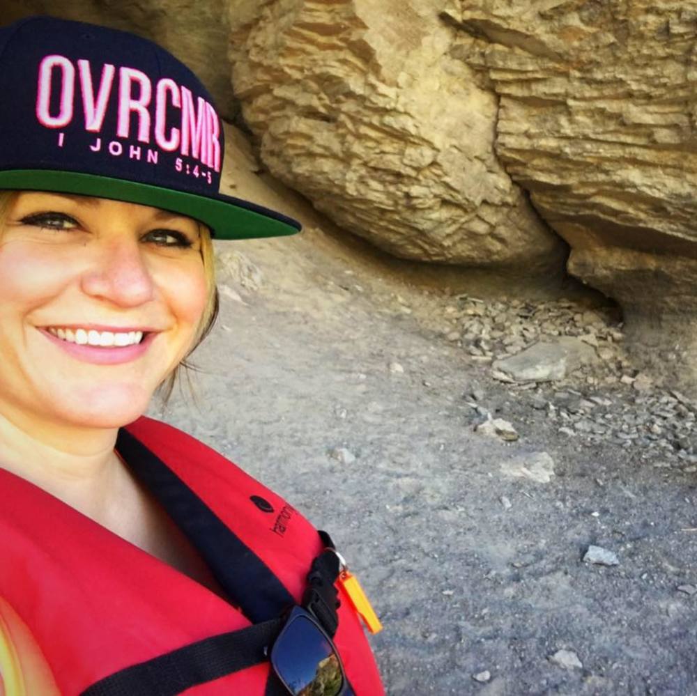 Meet your Posher, Sabrina